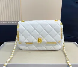 Hot Luxury brand Shoulder Bags Designer Womens handbag Bags Classical Crossbody Cowhide envelope bag Banquet Shopping Wedding Leisure Business Package 19/13/8cm
