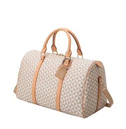 2023 Neue Top -PU -Mode -Männer Frauen Brown Reisetasche Duffle Bag Marke Designer Gepäckhandtaschen große Kapazität Sporttasche 65 cm #3518
