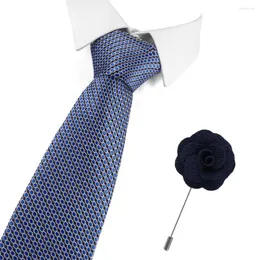 Bow Ties Blue Polyester Silk Get afree Brooches Solid Jacquard 7.5cm Necktie Party 비즈니스 넥타이 디자이너 Men Skinny