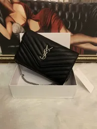 Высококачественные женские сумки на ремне Дизайнерские сумки Caviar Leather Fashion Silver Crossbody Bag Сумка через плечо с цепочкой YSi Messenger Bag