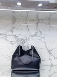 ハンドバッグ高級デザイナーショルダーバッグ女性ファッションクラシックハンドバッグ材料レザーリミテッドハンドバッグ高容量旅行ショッピングバッグ実用的