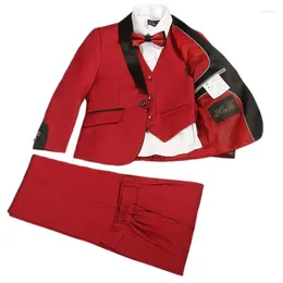 دعاوى الرجال الرسمية للأولاد للأطفال ملابس الزفاف 3 قطع مجموعة واحدة حمراء زر واحدة مع شال شال للبصفقة سود