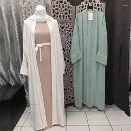 エスニック衣服ソリッドミニマリストドバイドバイ着物アバヤブラックホワイトターキーアラビア中東イスラム女性カーディガンローブラマダンEid 2022