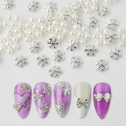 Украшения для ногтей 50 шт./Лот Ярко -белый серебряный снежный снежинок рождественский сплав сплав с туфли