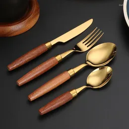 أدوات المائدة مجموعات أدوات الفولاذ الذهبي مقبض خشبي من الفولاذ المقاوم للصدأ أدوات المائدة المائدة بالإضافة إلى سكاكين شرائح اللحم تشمل Forks ملاعق الصحون آمنة