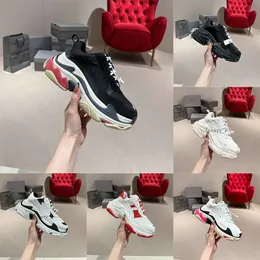 Triple S Sneakers Tasarımcı Günlük Ayakkabılar Erkek Kadın Platformu Sneakers 17FW Siyah Beyaz Oreo Erkek Artan Sneaker Spor Eğitmenleri