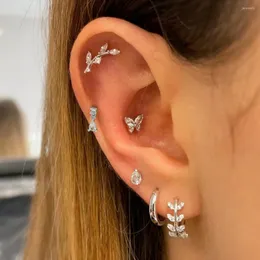 Piercing no tragus: o charme de uma joia versátil e acessível