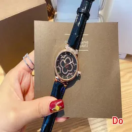 Brand Watches Women Lady Girl Crystal Blumenstil Lederband Quarz Luxus Handgelenk Uhr L43296Z