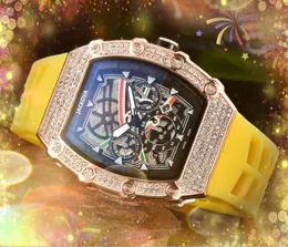 Fashion Luxury Men Women Sky Diamonds Ring Orologi 43mm Rubber Silicone Quartz Movimento automatico Hollow Skeleton Dial all'ingrosso regali maschili orologio da polso