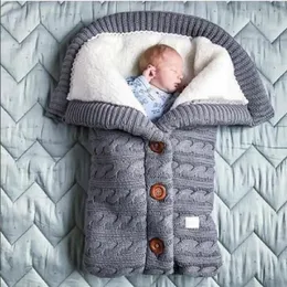 Baby Sleeping Bag Envelope Winter Kids SleepSack Footmuff f￶r barnvagn stickad s￶mns￤ck Nyf￶dd swaddle stickad ull slaapzak308
