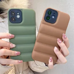 الحالات الفاخرة الموضة لأسفل الغلاف الناعم للسيليكون ل iPhone 15 14 13 11 12 Mini Pro Max XR X S XS 7 8 Plus for the Puffer Case Shockproof