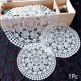 Masa Paspasları Modern Beyaz Dantel Yuvarlak Nakış Placemat Mat Düğün Düğün Doily Pad Kum Kupa Yemek Çay Partisi Dekor