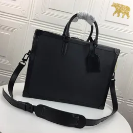 حقائب الأزياء Men Men Mensases العلامة التجارية Mens Laptop Bag Size 29x38x8cm Model M44952253C