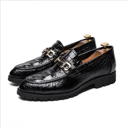 New Men Brogue Shoes Pu Leather Business Shoes Fashion Dress Classic Relational Slip in Spring Autumn Loafer Round Toe Da017