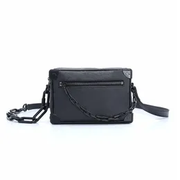 Druck 444 mit kontrastierendem Harzkettengürtel 80 Die Form ist exquisit Diese charmante Handtasche ist eckig und elegant290y