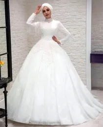 2023 Cristalli in rilievo Musulmano A-Line Abiti da sposa Maniche lunghe Collo alto Applique in pizzo Perline Nappa Hijab Abiti da sposa Elegante Lusso Lunghezza pavimento Dubai Gelinlik