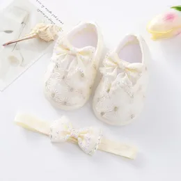 Första vandrare baby flickor lägenheter hårband set spädbarn icke-halk bowknot skor född prinsessa bröllop 0-12 månader för