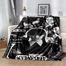 Blanket quarta -feira Addams Família Halloween leve confortável confortável respirável Ultra Warm Bedding Travel 221231