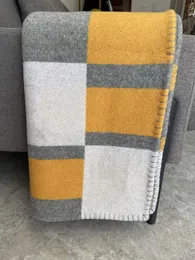 sciarpa coperta sciarpe Lettera Coperta di cachemire Sciarpe di lana morbida Scialle Portatile Caldo plaid Divano letto in pile Asciugamano lavorato a maglia Mantella Coperte avvolgere fazzoletto da collo