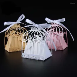 Geschenkverpackung 50pcs Laser Cut Birdcage Hochzeit bevorzugt Kisten Love Birds Candy Box Babyparty -Gefälligkeiten mit Bändern Geburtstagsfeier Vorräte