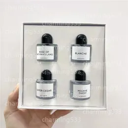 Toptan unisex koku takım elbise kadın erkek parfümler 4 adet 10ml set blanche su gülü deodorant büyüleyici koku güzellik hediyesi sprey parfum