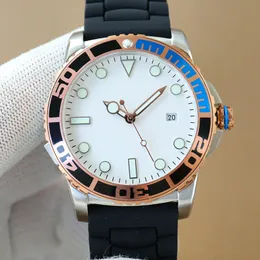 Watch Mens Watch Automatic Mechanical 41mm Fashion Business Water of Gummi Armbandwatch Montre de Luxe für Männer