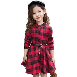 Girl's Dresses Girl Fashion Plaid Shirt för flickor Single-Breasted Kids Party med Sashes Autumn England kläder 221101
