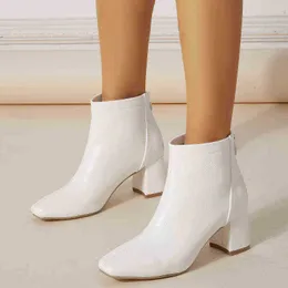 HBP Designer Boots Women Elegancka kostka pu biały wzór lithi kwadratowy palca gęsta pięta z tyłu moda moda wygodna codzienna buty 220815