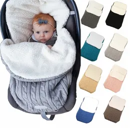Filtar Swaddling SMGSLIB Baby Sleeping Bag Winter Berber Fleece Outdoor Barnvagn varm anti-kick stickad f￶dd sv￤ngning 221102