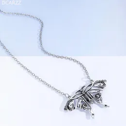 Keychains Mamma Mia Silver Plated Butterfly Pendant Yong Donna's Big Necklace Women Costume cosply smycken tillbehör grossist