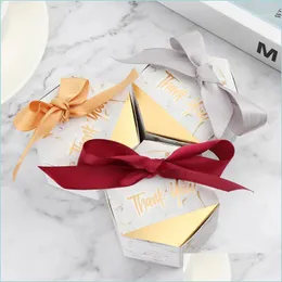 Geschenkverpackung Geschenkverpackung 10pcs/Pack Marmorstil S￼￟igkeiten Boxen Triangar Pyramid Schokoladenkuchen -Paket Geschenke Taschen Hochzeitsfeier BABY Show DHO8Z