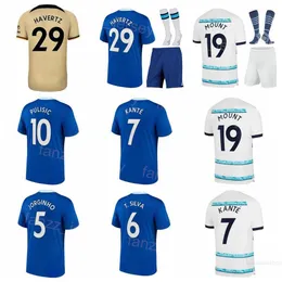 22 23 Club Man Youth 17 STERLING Maglia da calcio Set 19 MOUNT 6 SILVA 5 JORGINHO 10 PULISIC 7 KANTE MENDY AZPILICUETA KOULIBALY JAMES 29 HAVERTZ Kit da calcio QieErXi