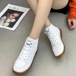 Other Shoes Soft Leather High-top Cotton Shoes Women Tendon Soft-soled Shoes Winter Sneakers Low-heeled Lace-up All-match Casual Sports Shoe L221020