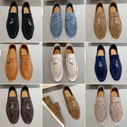 Lüks erkekler sıradan ayakkabılar loafers en iyi tasarımcı İngiliz tarzı klasik rahat süet siyah bir ayak üzengi deri daireler lüks iş resmi sürüş ayakkabıları