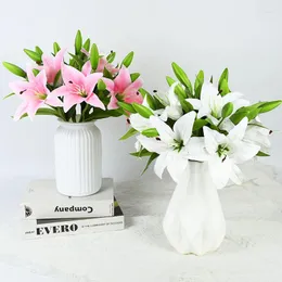 Dekorativa blommor Lily Artificial White Pink Flower Branch Wedding Party Decoration Office Home Garden Diy Fake Floral Decor Supplies