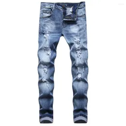 Calças masculinas Europeias e American Spor Hole Straight Tube Moda Esportes de lazer Jeans azuis elásticos brancos homens