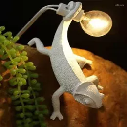Настольные лампы смола ящерица ночной свет скандинавской спальни гостиной для современного животного лампа Хамелеон Амбиент Прихожане Wandlamp