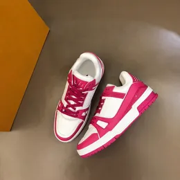 Scarpe di design di lusso di alta qualità sneakers casual Pelle di vitello traspirante con suola in gomma decorata floreale Sport di seta bianca US38-45 asdasdasdasdawdasdawd