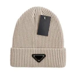 Nowy luksusowy projektant czapek Winter Bean Mężczyźni i kobiety Design moda Knit Hats Fall Woolen Cap Liter Jacquard Unisex Warm Skull Hat F-3