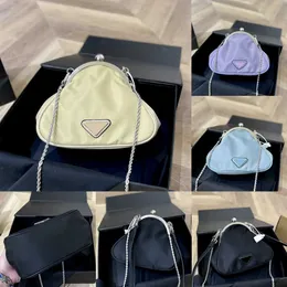 Totes PRAbag Woemns Tote Bag Triangle Designer Bag Cloudy Medium Vintage Clip Bags Luxurys Handbag Designers Purse Wallet Shoulder Crossbody Pouch 221101