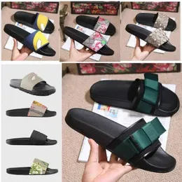 Alta de qualidade masculina slipper slipper casual ladies sandali banheiro tênis caseiro clássico carta de impressão Flor Sandals Sandals praia Slides de moda Leis i2rs#