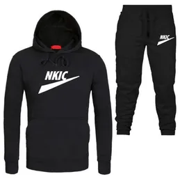 Autumn New Casual Tracksuit Men Men com capuz de retalhos de retalhos de capuz de tração esportes harajuku roupas masculinas roupas masculinas