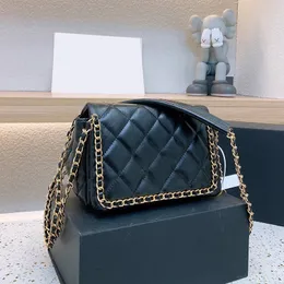 Catena di pelle di vite da donna francese intorno a borse clasic Full Flap Quilted Gold Chain Turn Lock Ghw Hardware GHW Matelasse Spalla a tracolla di lusso borse di design di lusso 20x15cm