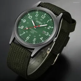 Armbandsur 2022 cooeverly modev￤vd nylonb￤lte herrkalender klocka enkla och eleganta minimalistiska m￤n ultratunna klockor