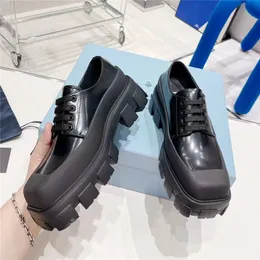 Autumn and winter 2022 casual shoes designer Martin boots thick soled thick heel Lefushoes square head leather shortboots for boysand girls
