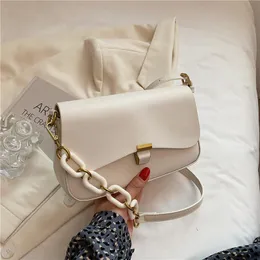 Shoulder Bags Fashion Acrylic Chains Handbags for Women Panelled Flap Messenger Bolsa Designer HBP PU Leather Purses