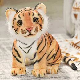 Grande Taille Réaliste Assis Tigre Câlin Doux Animal Sauvage Simulé Tigre Jaguar Pop ldren Enfants Cadeau D'anniversaire Photographie Props J220729