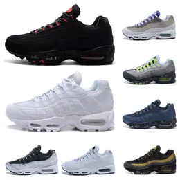 Yürüyüş Ayakkabısı Yeni Sneaker 95 Hava Yastığı Artı Boyutu 36-46 Erkekler ve Kadınlar için Koşu Ayakkabıları
