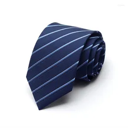 Bow Ties moda Wysoka jakość 2022 Solid Kolor Striped 8 cm dla mężczyzn Wedding Business Party Cray Craves z pudełkiem prezentowym