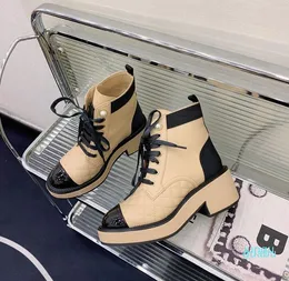 Yüksek topuk ayak bileği botları bağcıklı kadınlar Martin Boot Designer Lüks Booty Velvet Metal Buruşuk Patent Kuzular Patent Buzağı Tüvey Beyaz Siyah Boyut 35-40